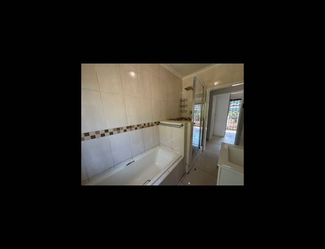 3 BEDROOM HOUSE FOR SALE IN BRACKENDOWNS